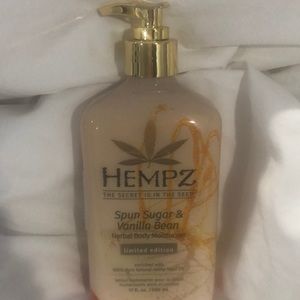 Hempz spin sugar & Vanilla Bean